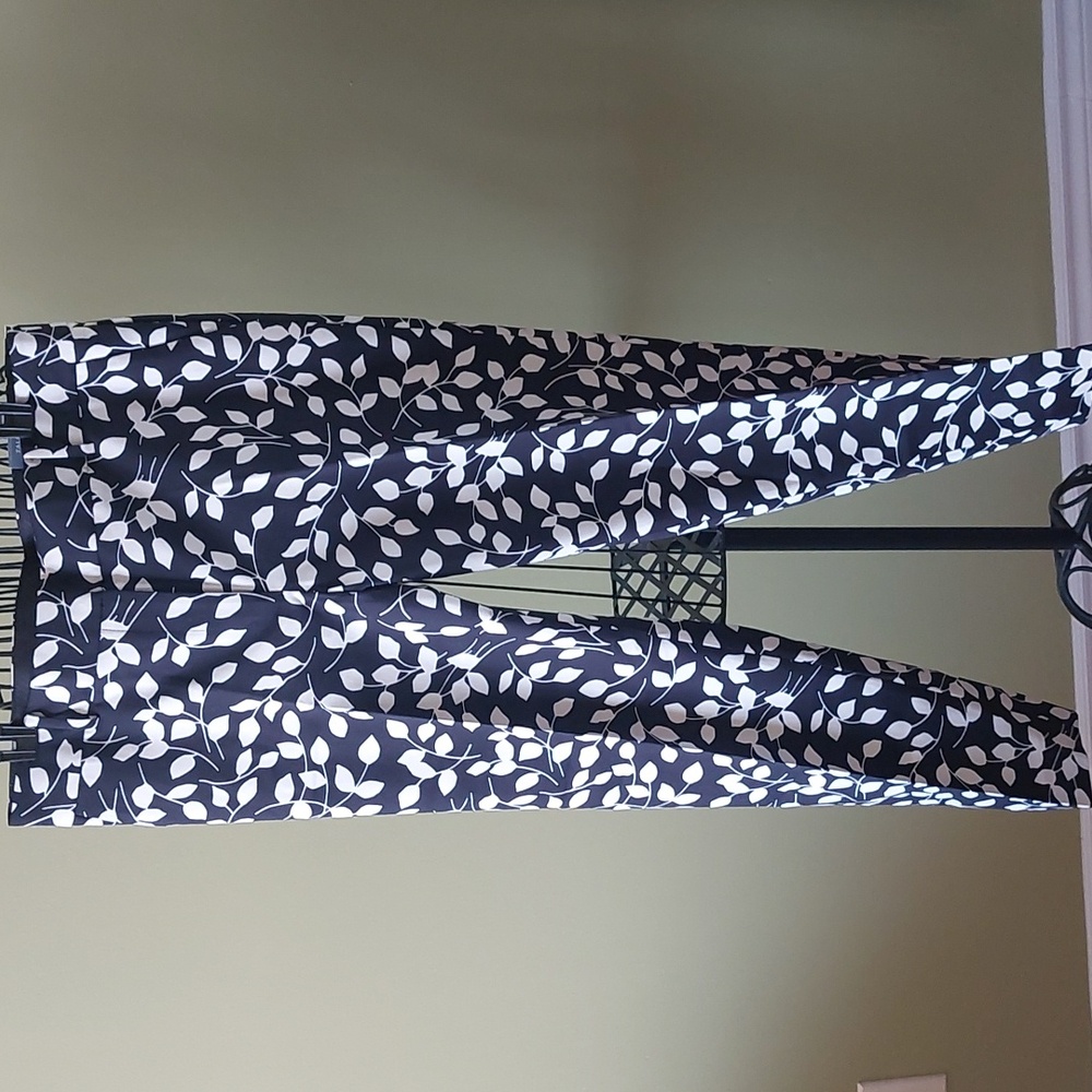 "Talbots" NWT, ankle pants, size 12